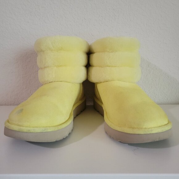 UGG Fluff Mini Quilted Yellow Boots Womans size 7 Barbie Core/Paris Hilton - Picture 2 of 7